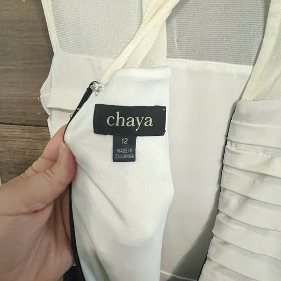 Chaya Black and White Jumpsuit, size 12 👘 - Picture 5 of 7